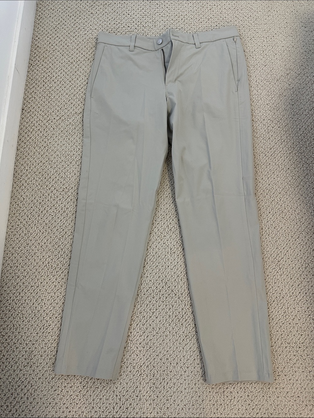 lululemon athletica Men's Light Gray Dress Pants